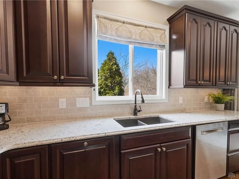 7531 Tylers Hill Court, West Chester, OH 45069 Photo 19