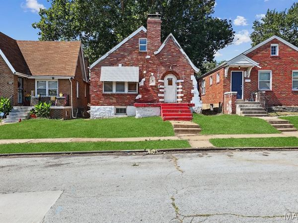 5918 Dressell Avenue , St Louis, MO 63120
