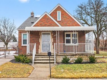 1055 Chandler Avenue, Lincoln Park, MI 48146