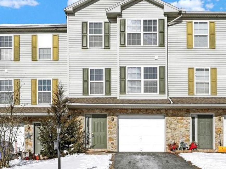 655 Fisher Drive, York, PA 17404 Main Photo