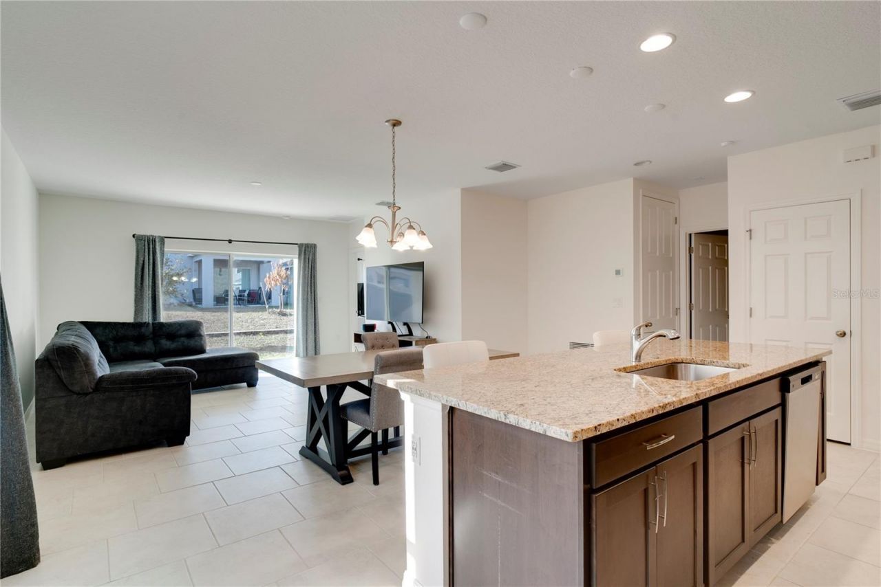 1624 Swan Swim, Davenport, FL 33837 Photo