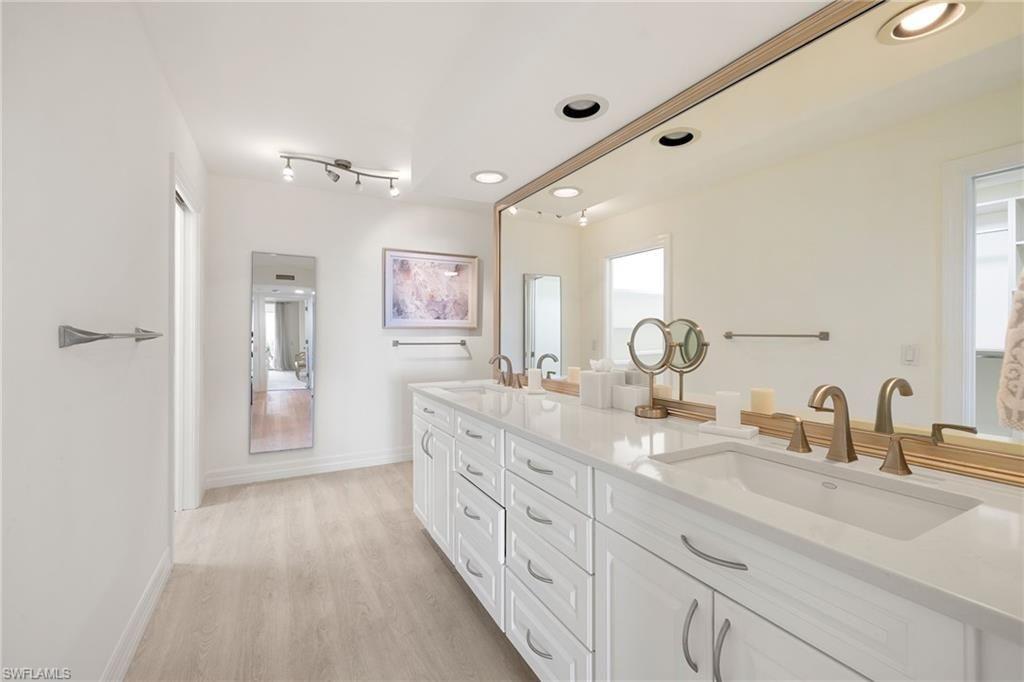 4401 Gulf Shore Blvd N, Unit C605, Naples, FL 34103 Photo