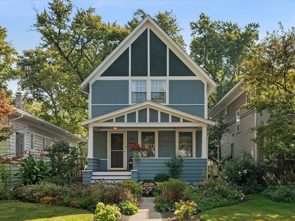 222 S Cuyler Avenue, Oak Park, IL 60302