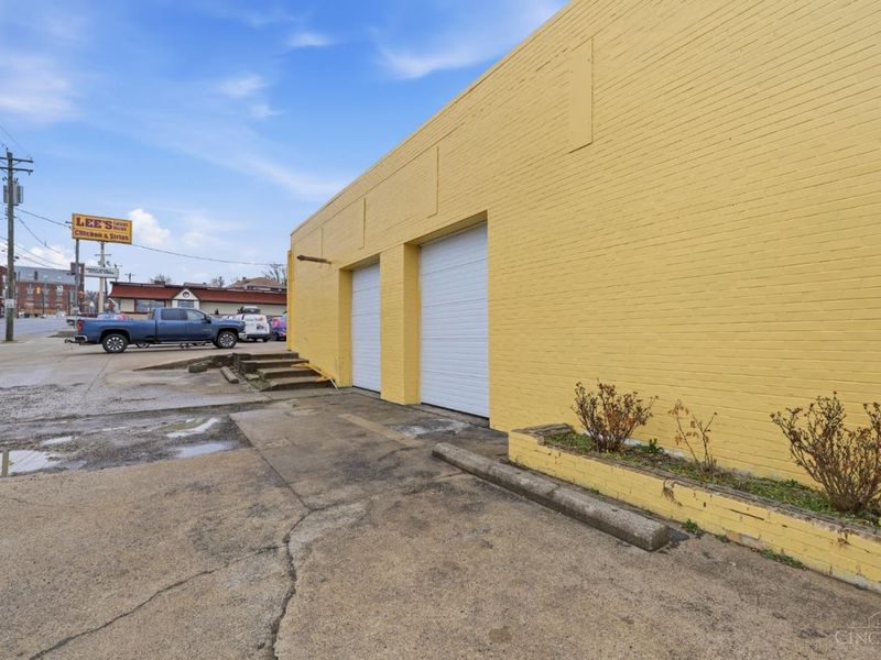 5000 Montgomery Road, Cincinnati, OH 45212 Photo 25