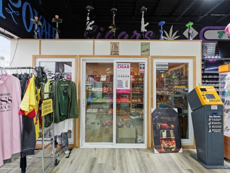 5000 Montgomery Road, Cincinnati, OH 45212 Photo 6