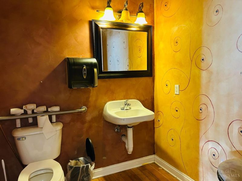 4800 Delhi Pike, Delhi Twp, OH 45238 Photo 9