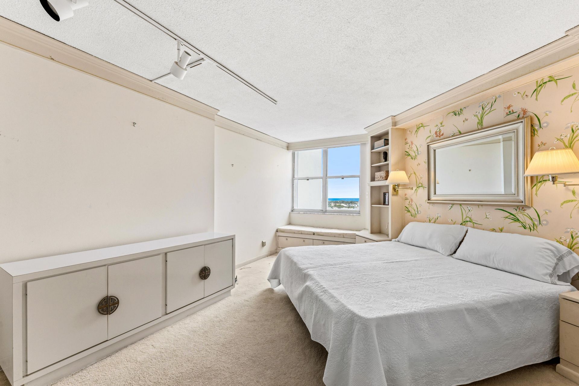 1701 S Flagler Drive, Unit 1806, West Palm Beach, FL 33401 Photo