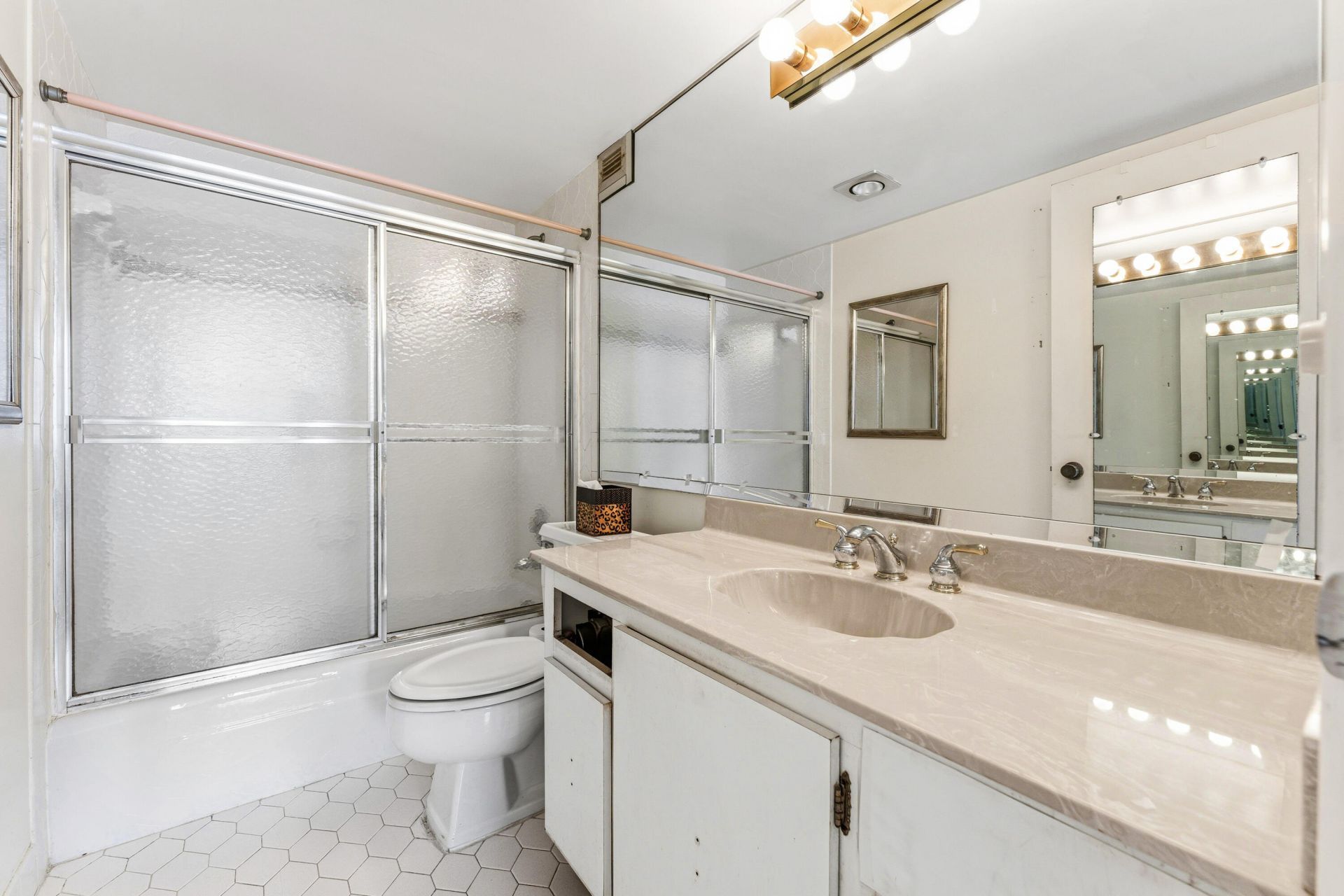 1701 S Flagler Drive, Unit 1806, West Palm Beach, FL 33401 Photo