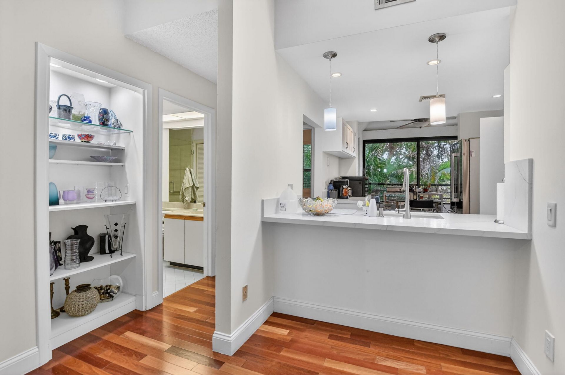 7535 La Paz Boulevard, Unit 301, Boca Raton, FL 33433 Photo