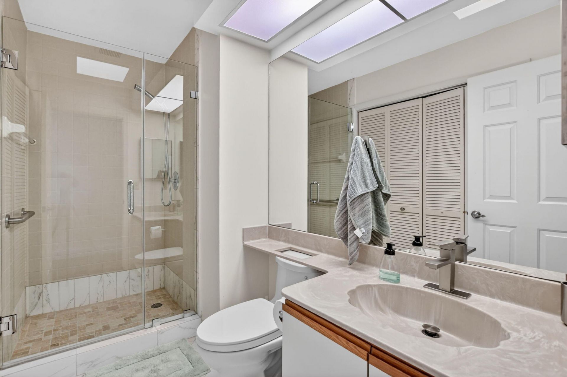 7535 La Paz Boulevard, Unit 301, Boca Raton, FL 33433 Photo