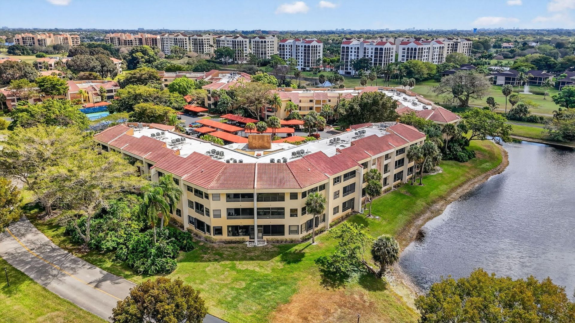 7535 La Paz Boulevard, Unit 301, Boca Raton, FL 33433 Photo