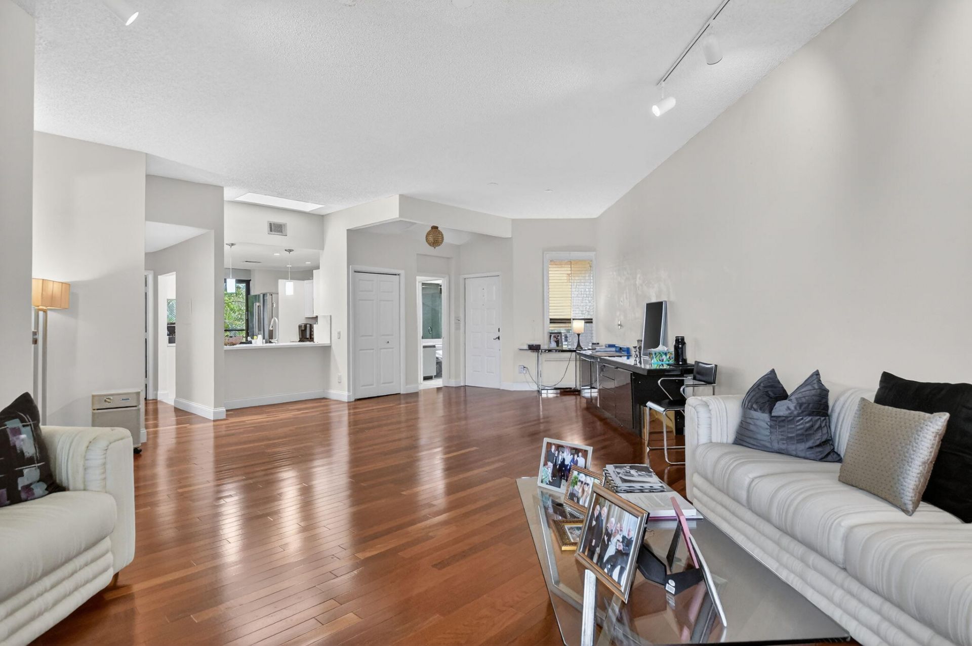 7535 La Paz Boulevard, Unit 301, Boca Raton, FL 33433 Photo