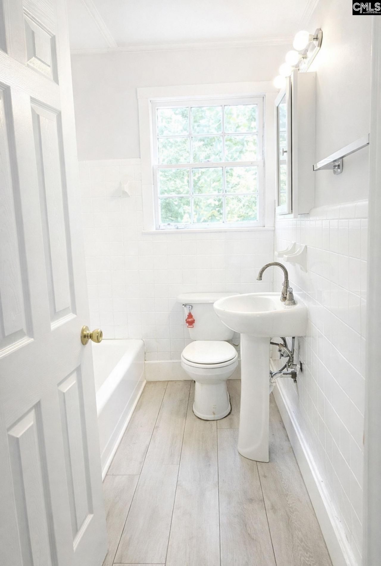 116 Rose Drive Photo 9