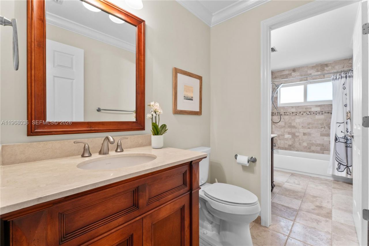 4125 Poinciana Ave, Miami, FL 33133 Photo