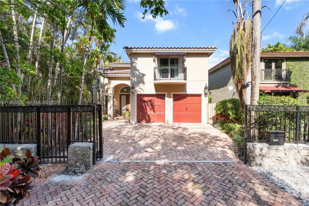 4125 Poinciana Ave, Miami, FL 33133 Photo