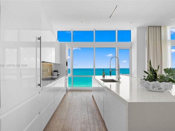 102 24th St, Unit PH-1610, Miami Beach, FL 33139