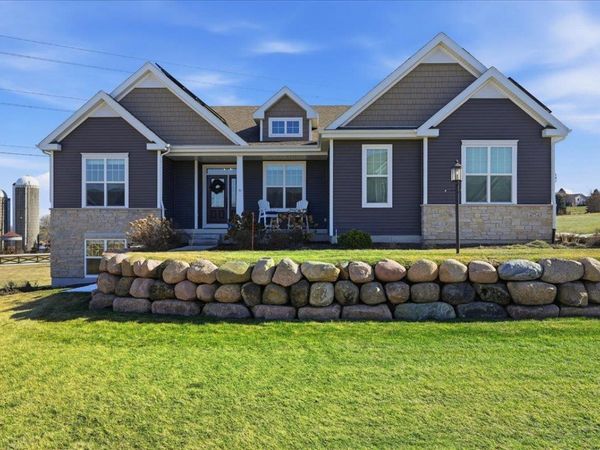 4754 Sunset Ridge Drive, Middleton, WI 53562