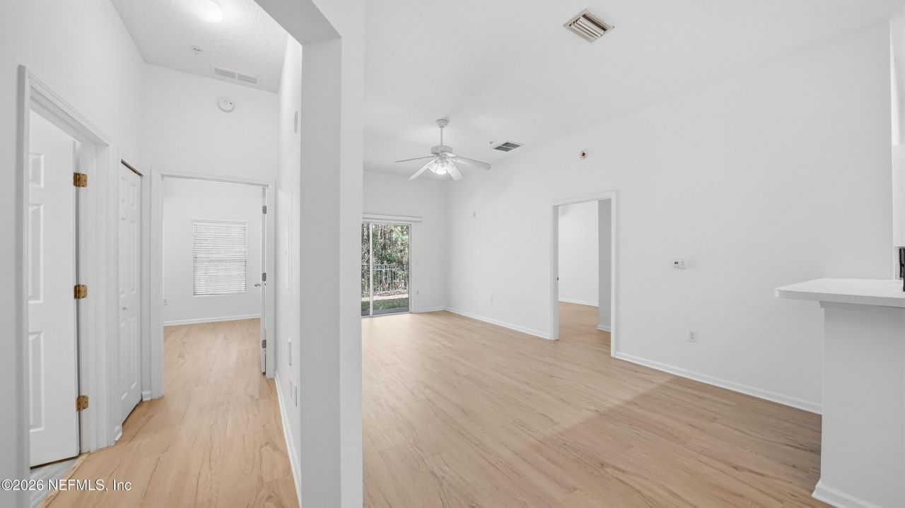 6081 Maggies Circle, Unit 104, Jacksonville, FL 32244 Photo