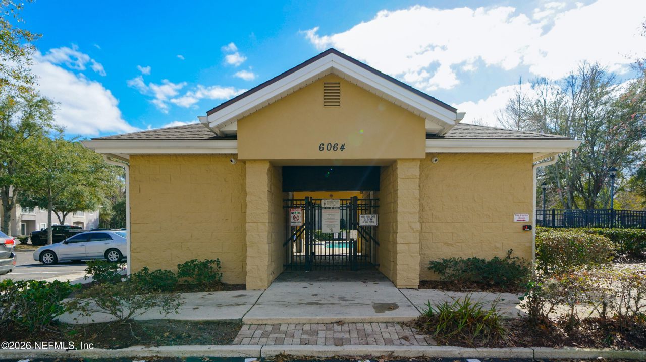 6081 Maggies Circle, Unit 104, Jacksonville, FL 32244 Photo