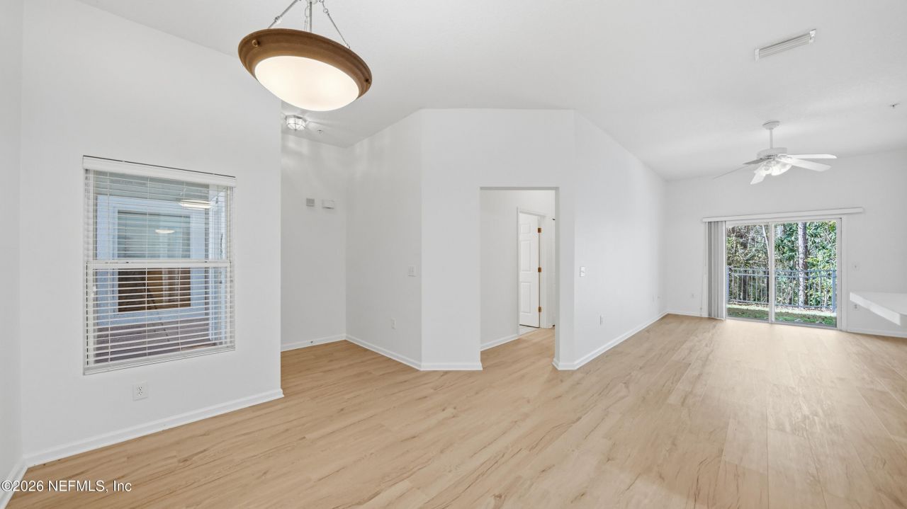 6081 Maggies Circle, Unit 104, Jacksonville, FL 32244 Photo