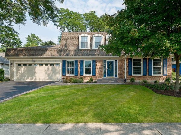2043 Spring Green Drive, Wheaton, IL 60189