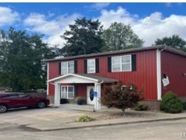 1502 W Jackson Boulevard , Jackson, MO 63755