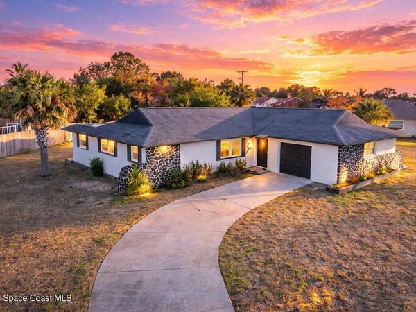 1245 Arlington Circle , Merritt Island, FL 32952