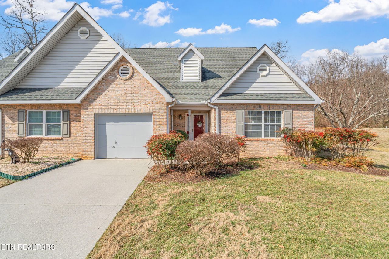 3509 Laurel View Rd, Knoxville, TN 37917 Main Photo