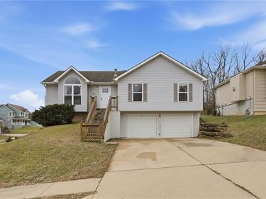 1903 NW 79TH Terrace, Kansas City, MO 64151