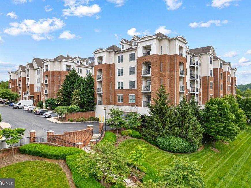 200 W Elm Street, Unit 1319, Conshohocken, PA 19428 Main Photo