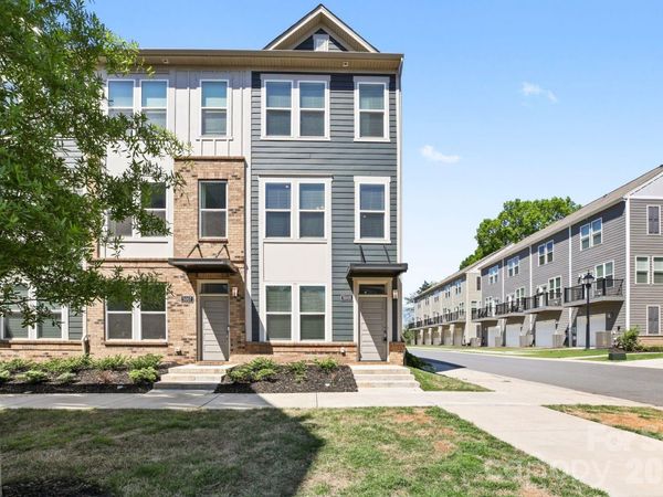 5005 Sovereignty Court , Charlotte, NC 28205