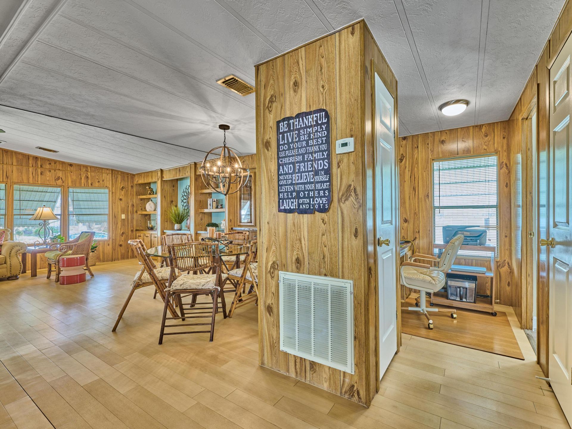 7626 SE Independence Avenue, Hobe Sound, FL 33455 Photo