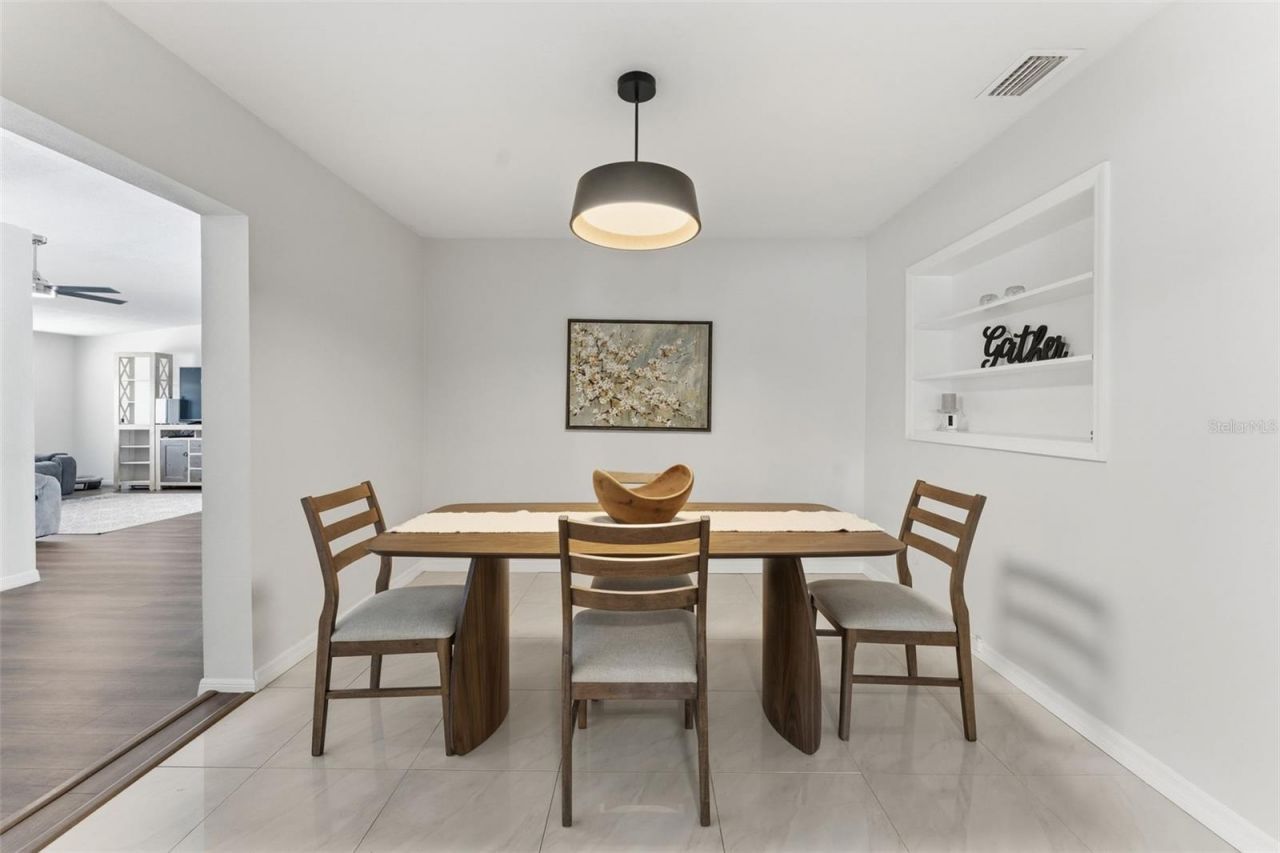 1824 59th Way N, Saint Petersburg, FL 33710 Photo