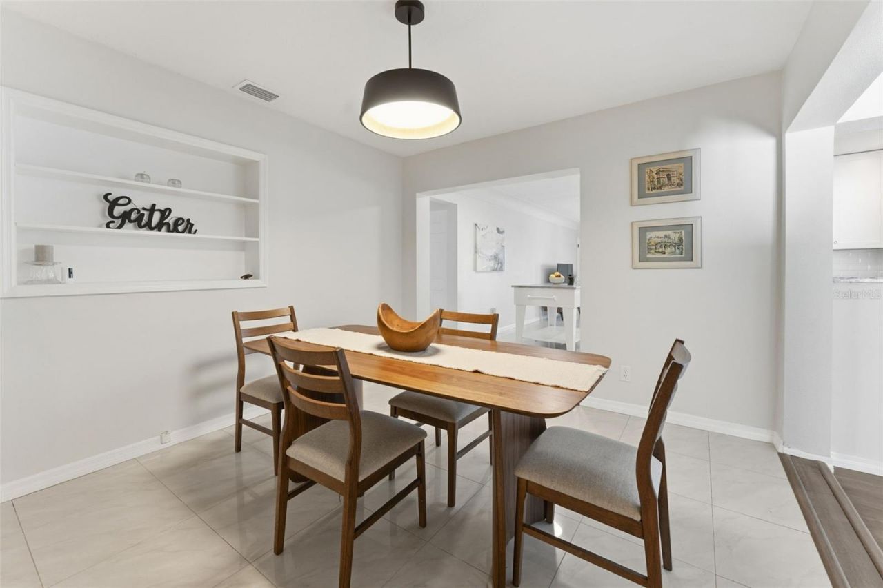 1824 59th Way N, Saint Petersburg, FL 33710 Photo