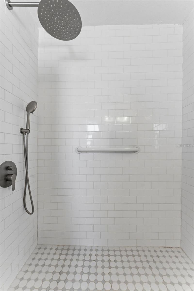 1824 59th Way N, Saint Petersburg, FL 33710 Photo