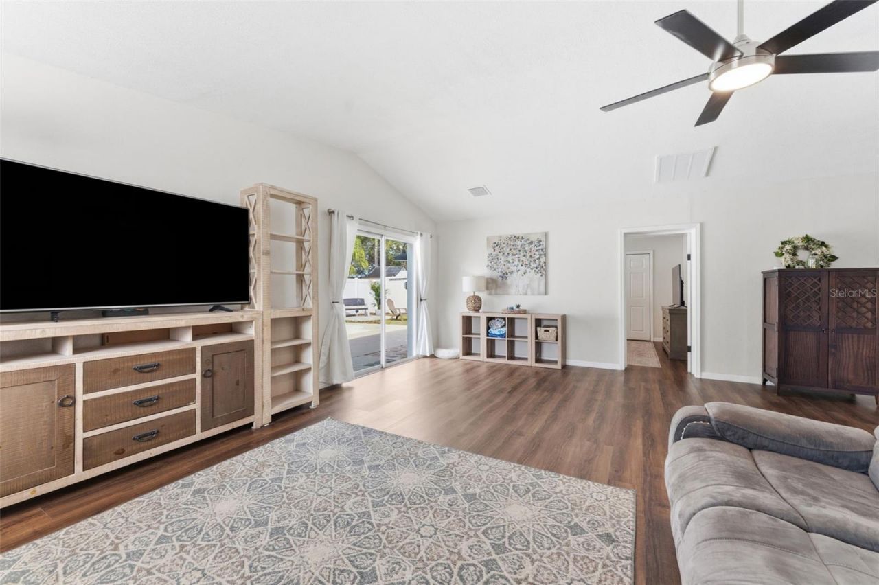 1824 59th Way N, Saint Petersburg, FL 33710 Photo