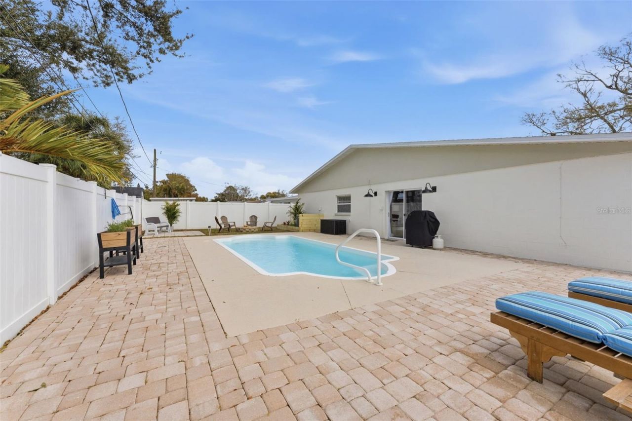 1824 59th Way N, Saint Petersburg, FL 33710 Photo