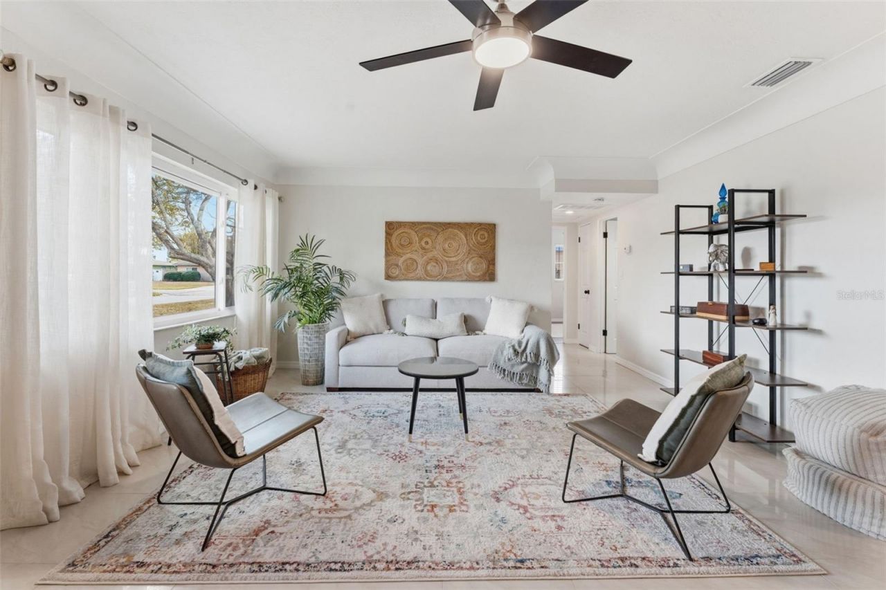 1824 59th Way N, Saint Petersburg, FL 33710 Photo