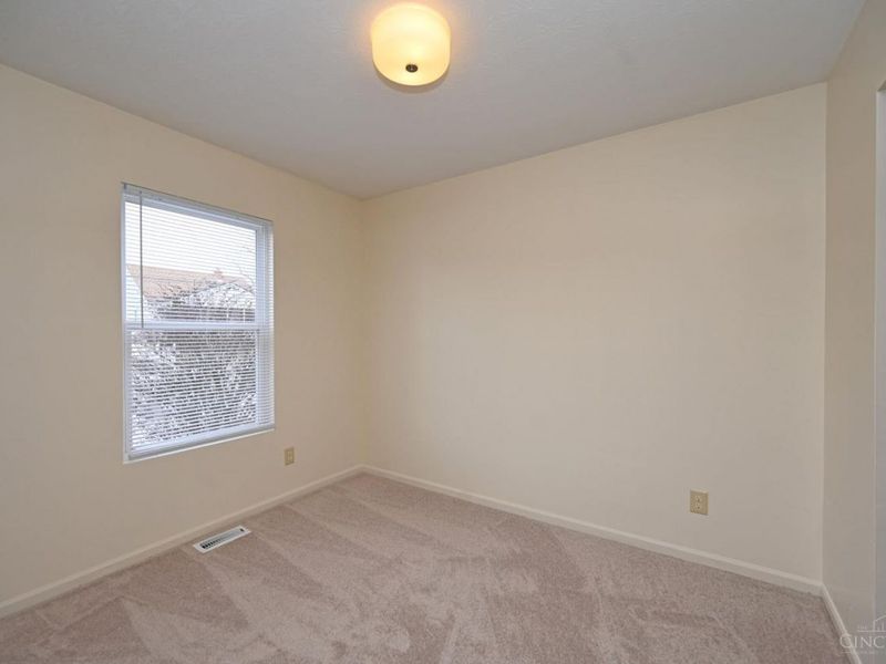 141 E McKinley Street, South Lebanon, OH 45065 Photo 10