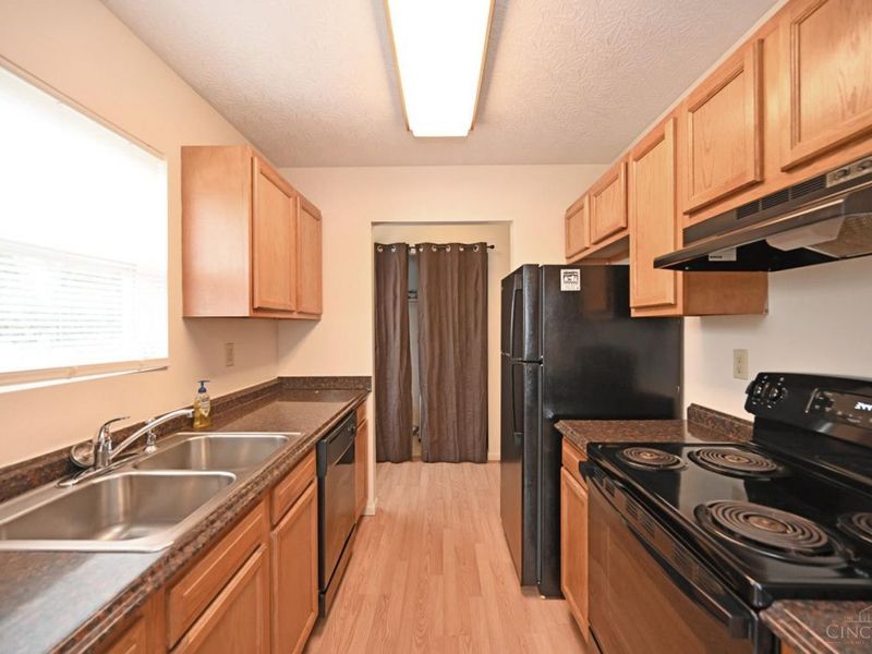 141 E McKinley Street, South Lebanon, OH 45065 Photo 14