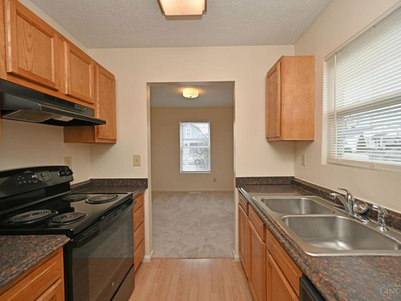 141 E McKinley Street, South Lebanon, OH 45065 Photo 17