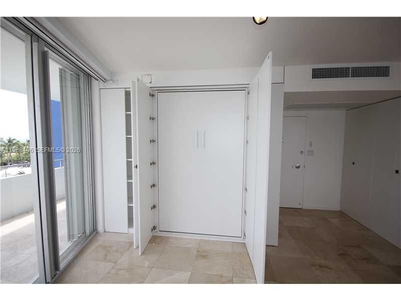 5151 Collins Av, Unit 532, Miami Beach, FL 33140 Photo