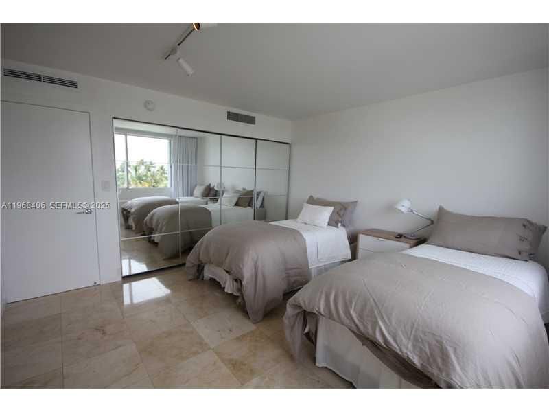 5151 Collins Av, Unit 532, Miami Beach, FL 33140 Photo