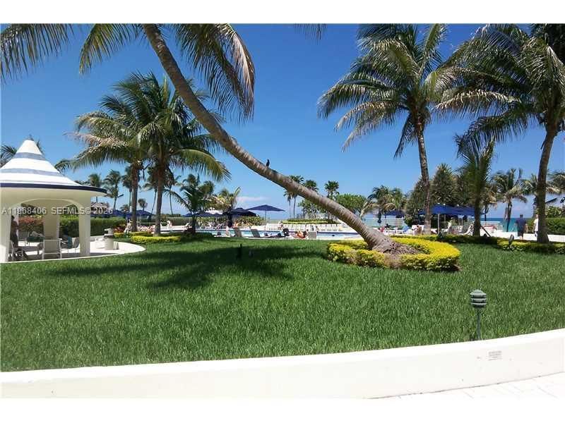 5151 Collins Av, Unit 532, Miami Beach, FL 33140 Photo