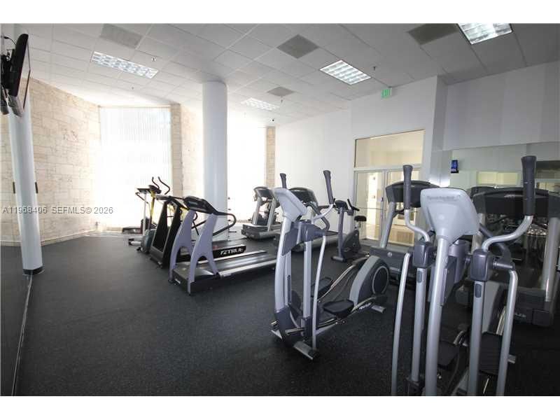 5151 Collins Av, Unit 532, Miami Beach, FL 33140 Photo