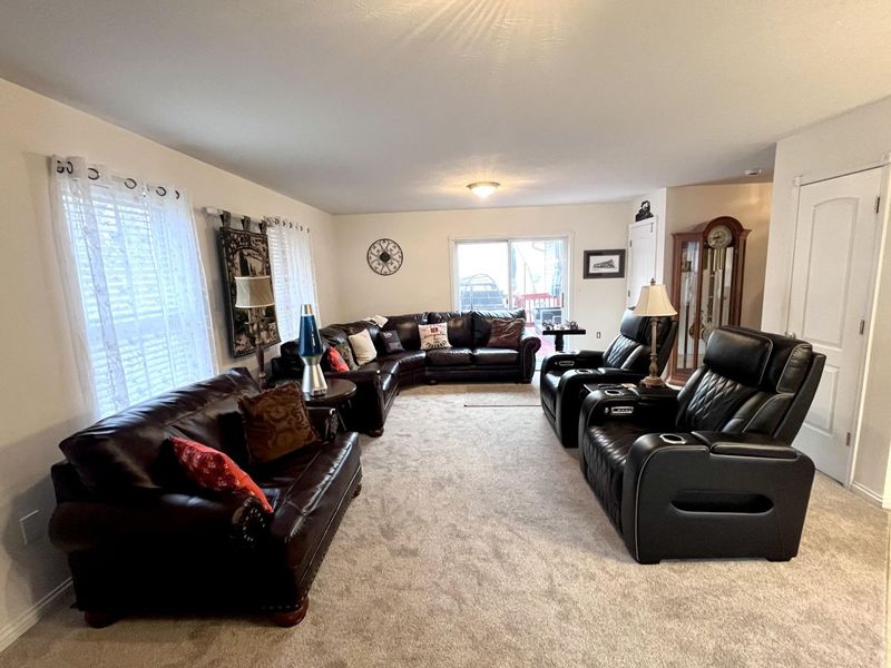 6547 Oak Crest Drive, Burlington, KY 41005 Photo 13