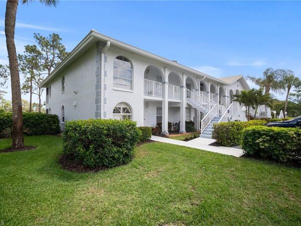 259 Deerwood CIR, Unit 6, NAPLES, FL 34113