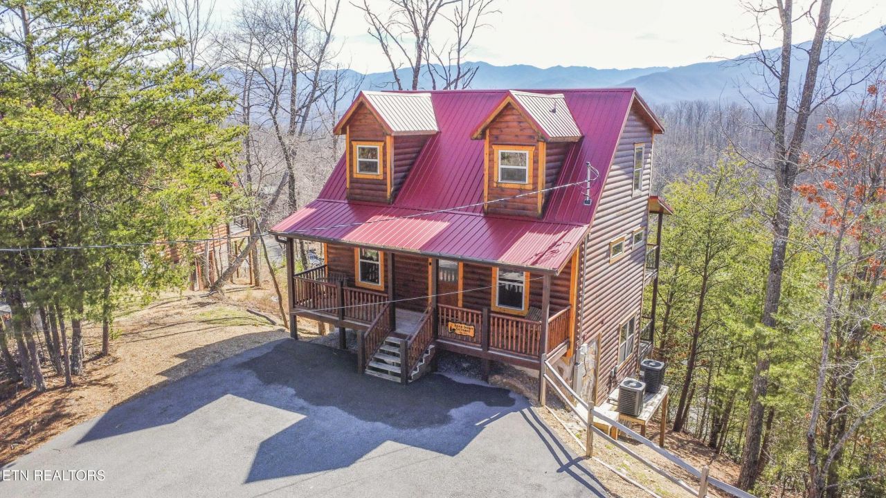 2144 E View Drive, Sevierville, TN 37876 Main Photo