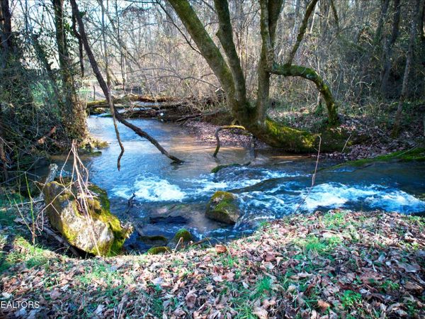 Rheatown Rd, Chuckey, TN 37641