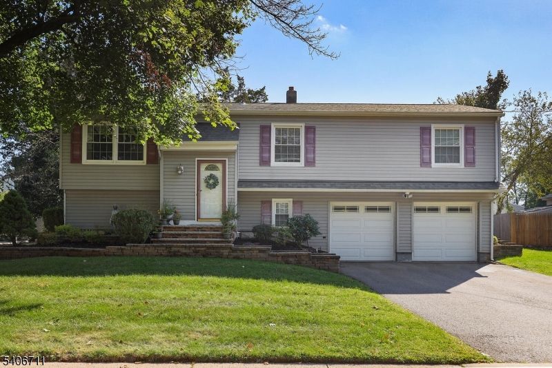 344 Homestead Rd, Hillsborough, NJ 08844 Main Photo